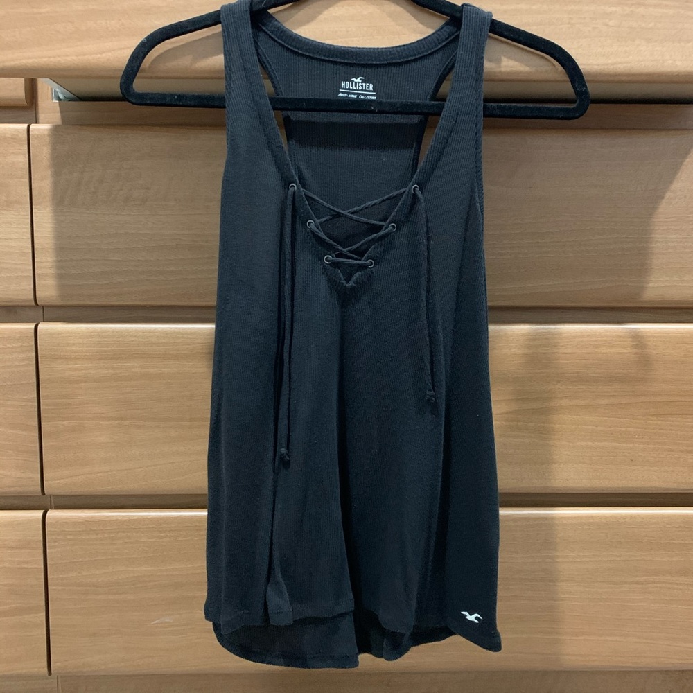 Black razor back criss cross tank